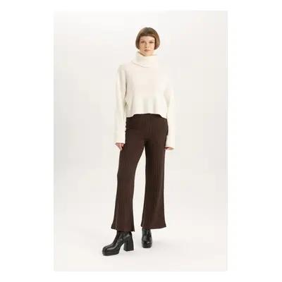 DEFACTO Wide Leg Thin Fabric Knitted Trousers