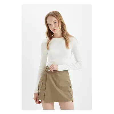 DEFACTO Regular Fit Normal Waist Cargo Pocket Gabardine Shorts Skirt