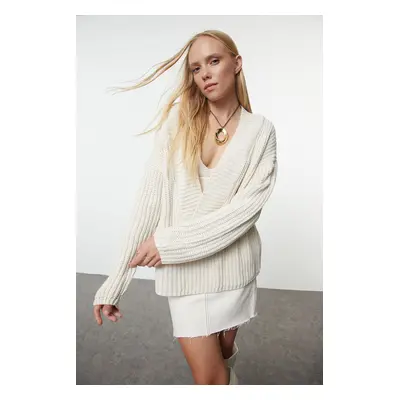 Trendyol Stone Wide Fit Deep V-Neck Detailed Knitwear Sweater