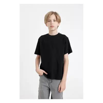 DEFACTO Boy Regular Fit Crew Neck Short Sleeve Basic Black T-Shirt