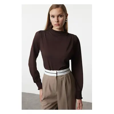 Trendyol Brown High Collar Regular Fit Gipe Detailed Flexible Knitted Blouse