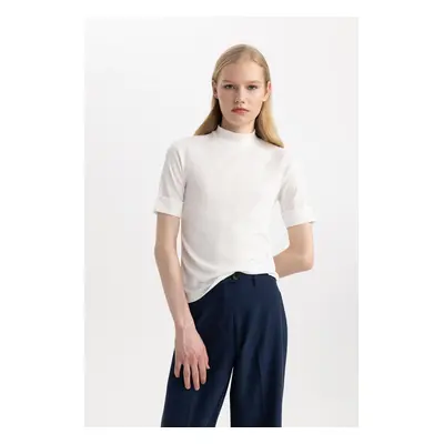 DEFACTO Regular Fit Half Turtleneck Ribbed Camisole Short Sleeve T-Shirt