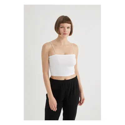 DEFACTO Fall In Love Thin Strap Crop Cotton White Undershirt