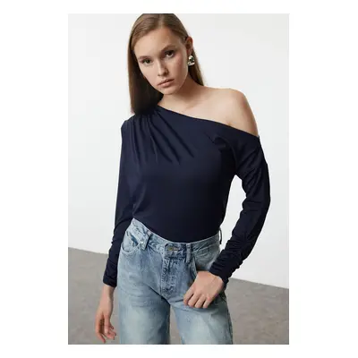 Trendyol Navy Blue Fitted/Body-Sit Draped Flexible Knitted Blouse