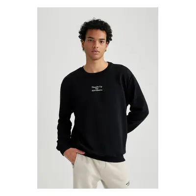 DEFACTO Regular Fit Crew Neck Printed Sweatshirt