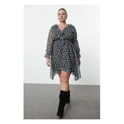 Trendyol Curve Black-White Chiffon Woven Plus Size Dress