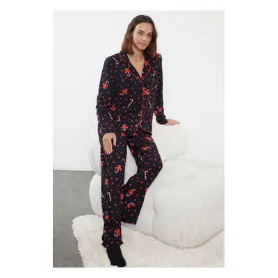 Trendyol Black-Multicolor Heart New Year Themed Viscose Woven Pajamas Set with Piping Detail