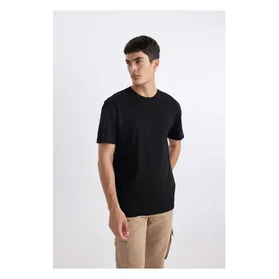 DEFACTO New Regular Fit Crew Neck Short Sleeve 100% Cotton Basic T-Shirt