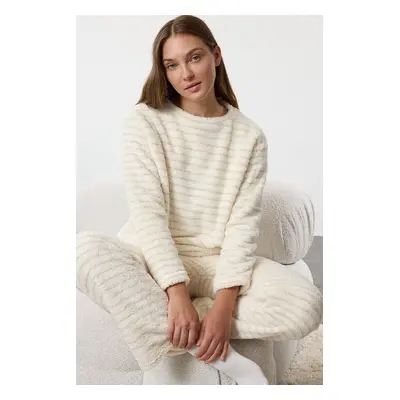 Trendyol Ecru Striped Lurex Yarn Detailed Wellsoft Winter Knitted Pajama Set