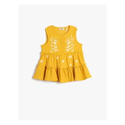 Koton Sleeveless T-Shirt with Embroidered Flowers and Ruffles in a loose fit.