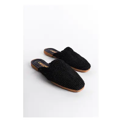 Capone Outfitters Women's Slippers