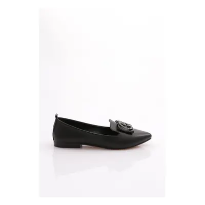 DGN K061 Women's Pointed Toe Buckled Flats