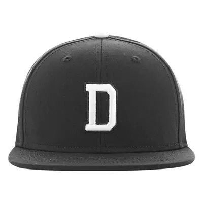 Letter Snapback D