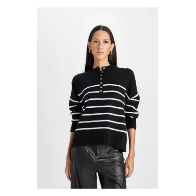 DEFACTO Relaxed Cut Button-down Striped Knitwear Sweater