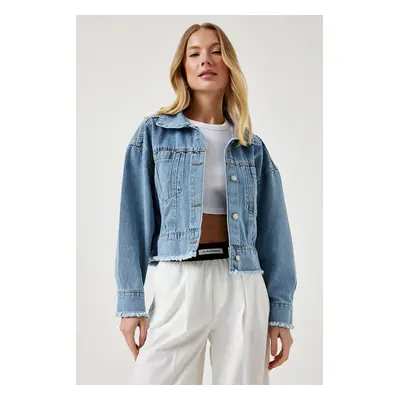 Happiness İstanbul Women's Light Blue Tassel Detailed Pocket Short Denim Jacket