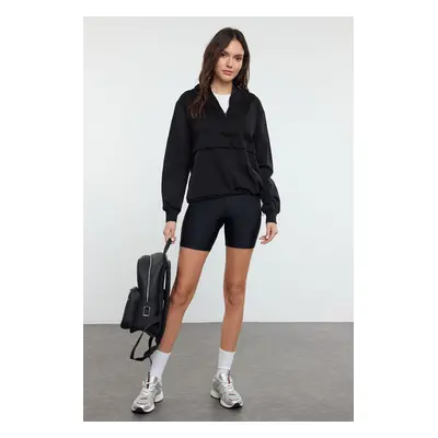 Trendyol Black Parachute Garnish Zippered Eyelet Detailed Stoppered Knitted Sweatshirt