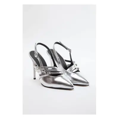 Trendyol Silver Band Detailed Pointed Toe Women's Thin Heel Shoes