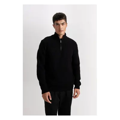 DEFACTO Black Standard Fit Regular Cut Stand Collar Zippered Plain Knitwear Sweater