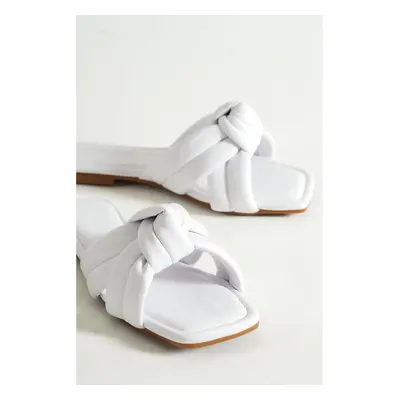 Capone Outfitters Capone Flat Heeled White Women's Slippers