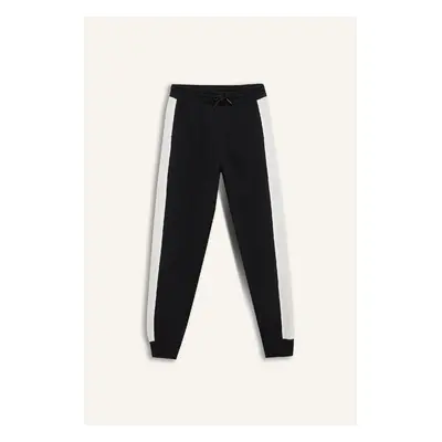 DEFACTO Boy Regular Fit Thick Sweatshirt Fabric Trousers