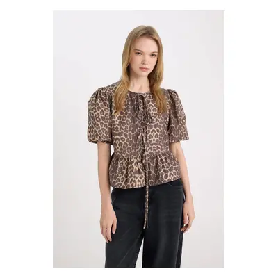 DEFACTO Regular Fit Round Neck Leopard Printed Front Tie Poplin Short Sleeve Blouse