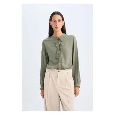 DEFACTO Regular Fit Stand Collar Laced Viscose Long Sleeve Blouse