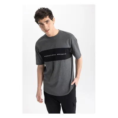 DEFACTO Comfort Fit Crew Neck Printed Short Sleeve T-Shirt