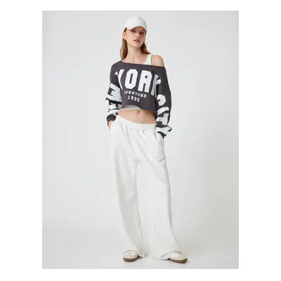 Koton Oversize Crop Sweatshirt Boat Neck Slogan Printed Raised