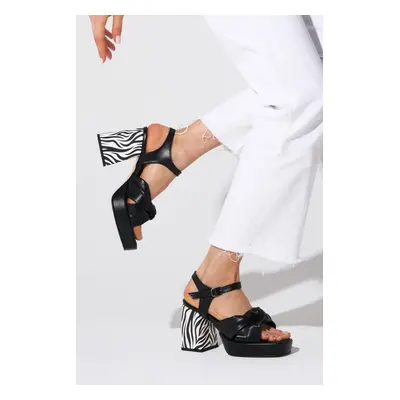 Mio Gusto Sandra Women's Black Platform Heeled Sandals