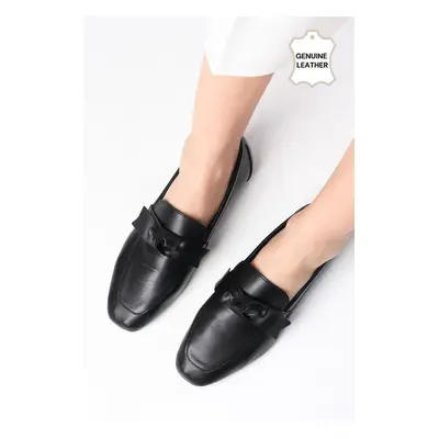 Mio Gusto Candy Genuine Leather Black Color Bow Accessory Blunt Toe Women's Loafer Shoes