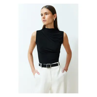 Trendyol Black Zero Sleeve Gathered Stretchy Knitted Blouse