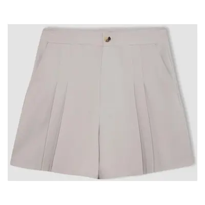 DEFACTO Regular Fit High Waist Pleated Shorts