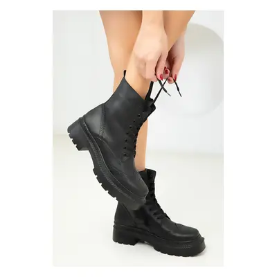 Soho Women's Black Boots & Booties