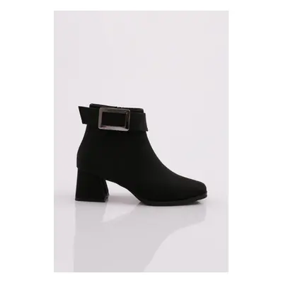 DGN Blunt-12k Women's 22kP Flat Toe Heels Ankle Boots.