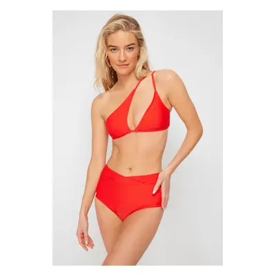 Trendyol Red One-Shoulder Cut Out/Windowed Bikini Top