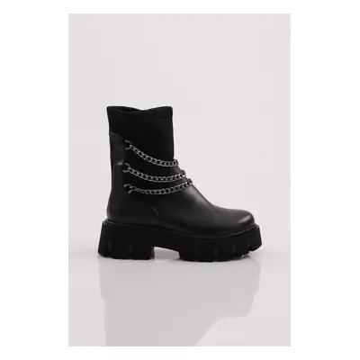 DGN Es806 Women's Thick Chain Accessory Boots.