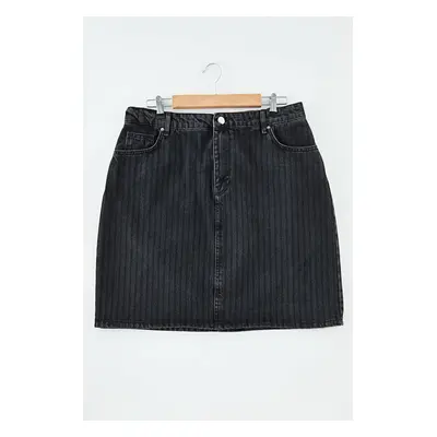 Trendyol Curve Anthracite More Sustainable Striped Mini Plus Size Denim Skirt