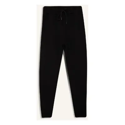 DeFactoFit Standard Fit Long Jogger Sweatpants with Pockets and Elastic Waistband