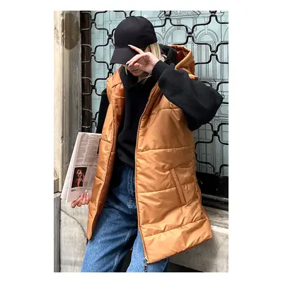 Trend Alaçatı Stili Dámská velbloudí kapsa s kapucí Detailní oversize Puffer Vesta