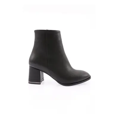 DGN Women's Heeled Boots Black