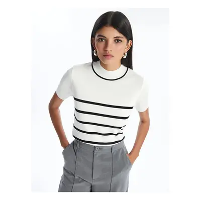 LC Waikiki LCW Modest Crew Neck Striped Short Sleeve Women's Knitwear Sweater