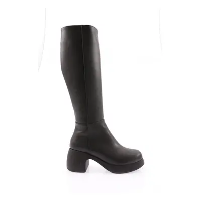 DGN Women's Zippered Heeled Boots.