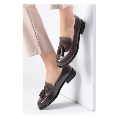 Mio Gusto Iris Brown Patent Leather Women's Oxford Casual Flat Shoes