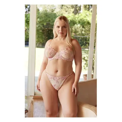 Trendyol Curve Pink Embroidered Lace String Strapless Covered Knitted Plus Size Underwear Set