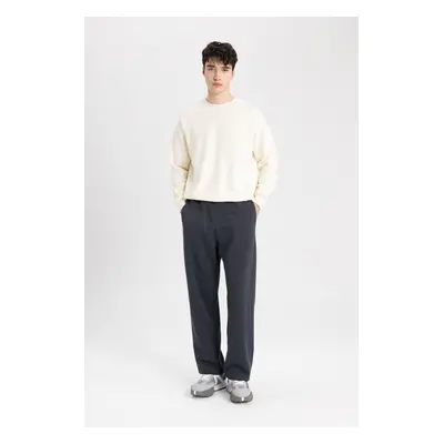 DEFACTO Oversize Fit Pocket Straight Leg Sweatpants