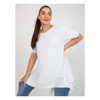 Obyčejná bílá halenka plus size s kulatým výstřihem