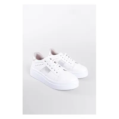 Capone Outfitters Women's Sneakers