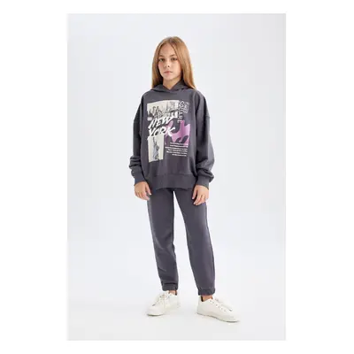 DEFACTO Girls 2-Piece Set Crew Neck Printed Sweatshirt Elastic Waist Jogger Sweatpants