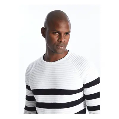 LC Waikiki Crew Neck Long Sleeve Striped Men's Knitwear Sweater