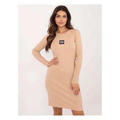 Hnědé šaty bodycon